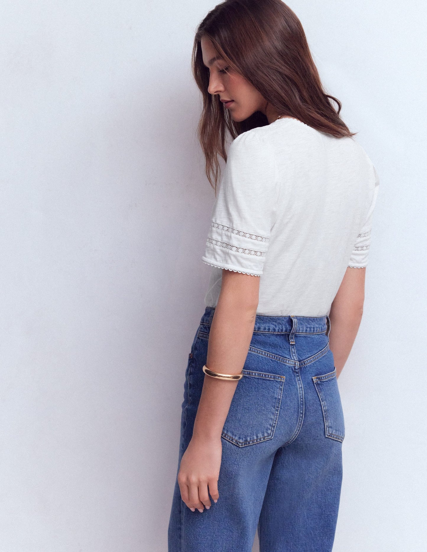 Poppy Trim V Neck T-Shirt-White