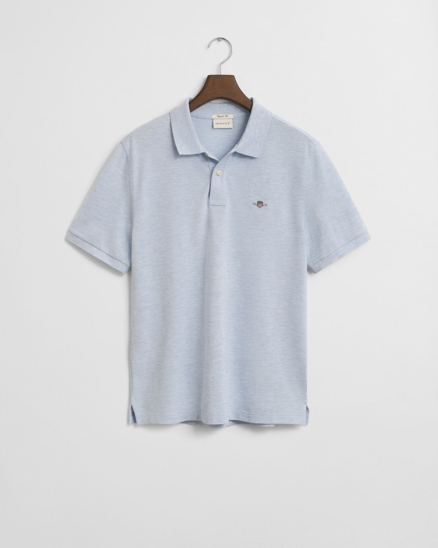 Polo en piqué à coupe droite et écusson