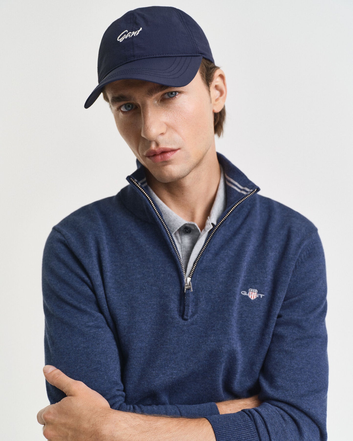 Klassischer Baumwoll-Sweater mit halbem Reißverschluss