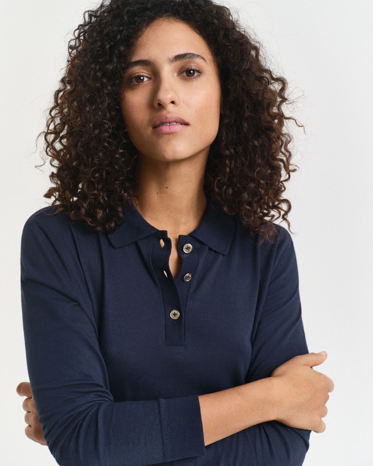 Polo à manches longues sans coutures et boutonné