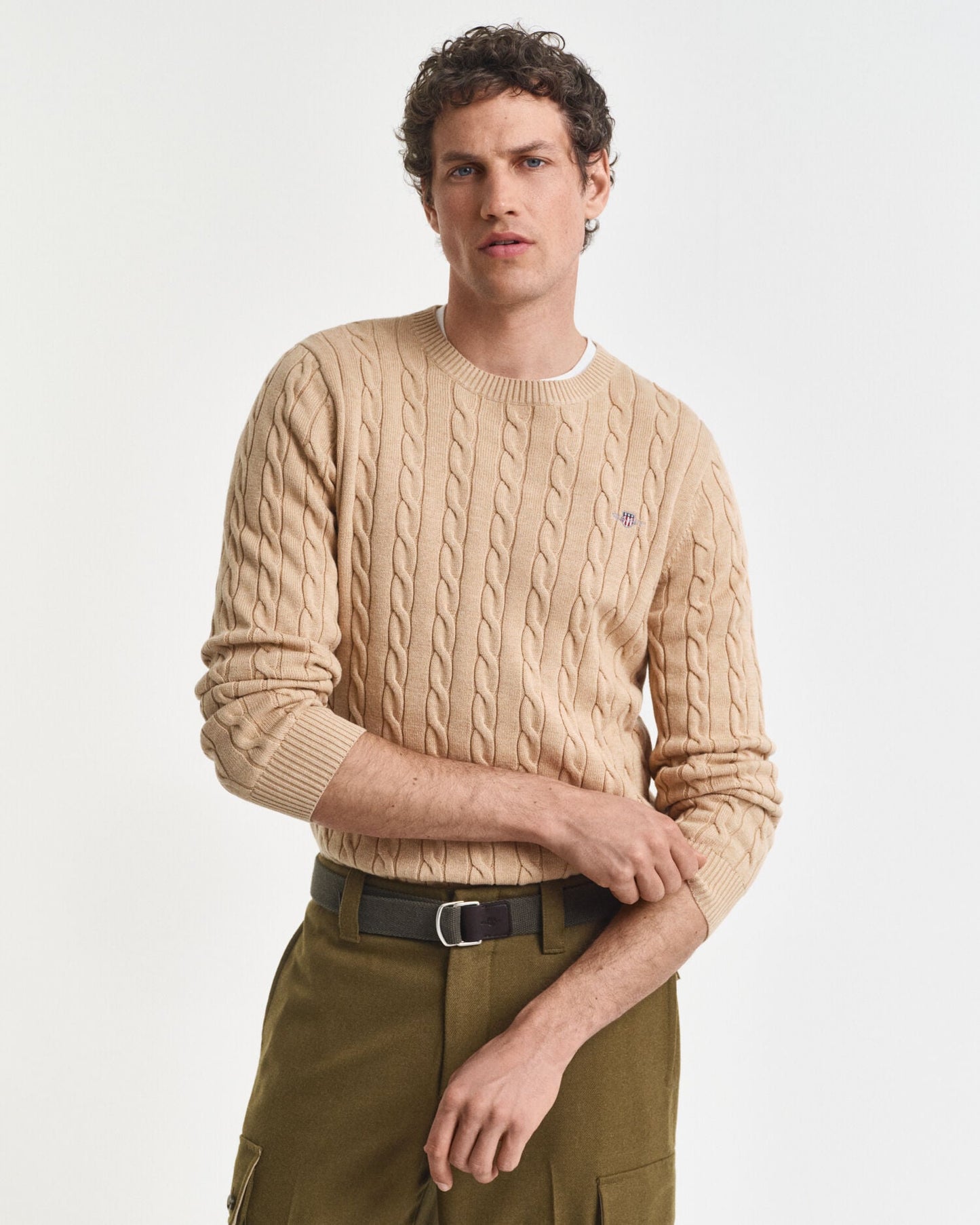 Baumwoll-Zopfstrickpullover mit Rundhalsausschnitt