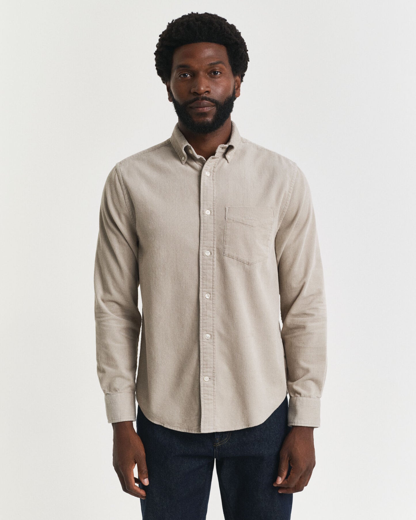 Chemise en velours côtelé coupe regular