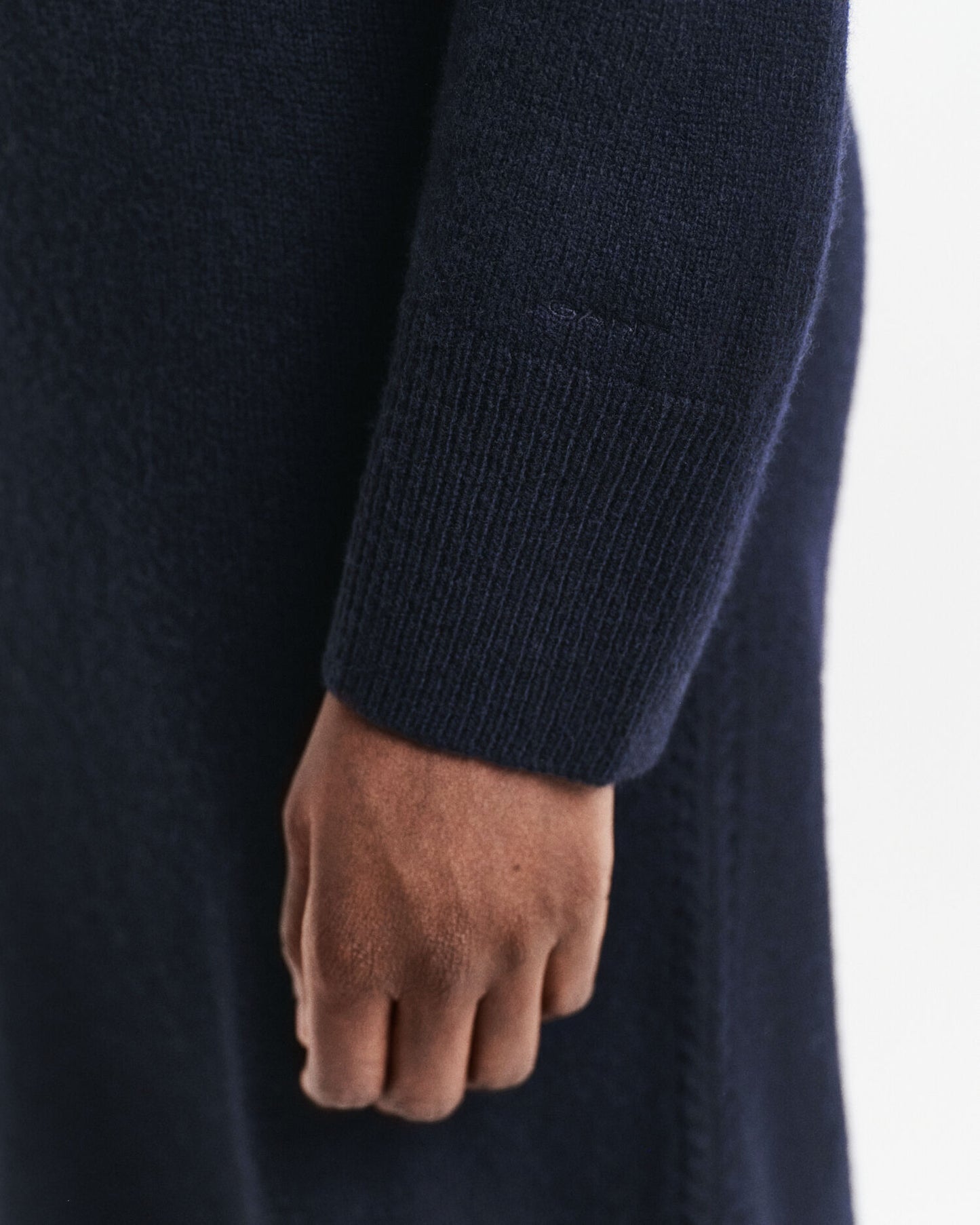 Robe col roulé en maille