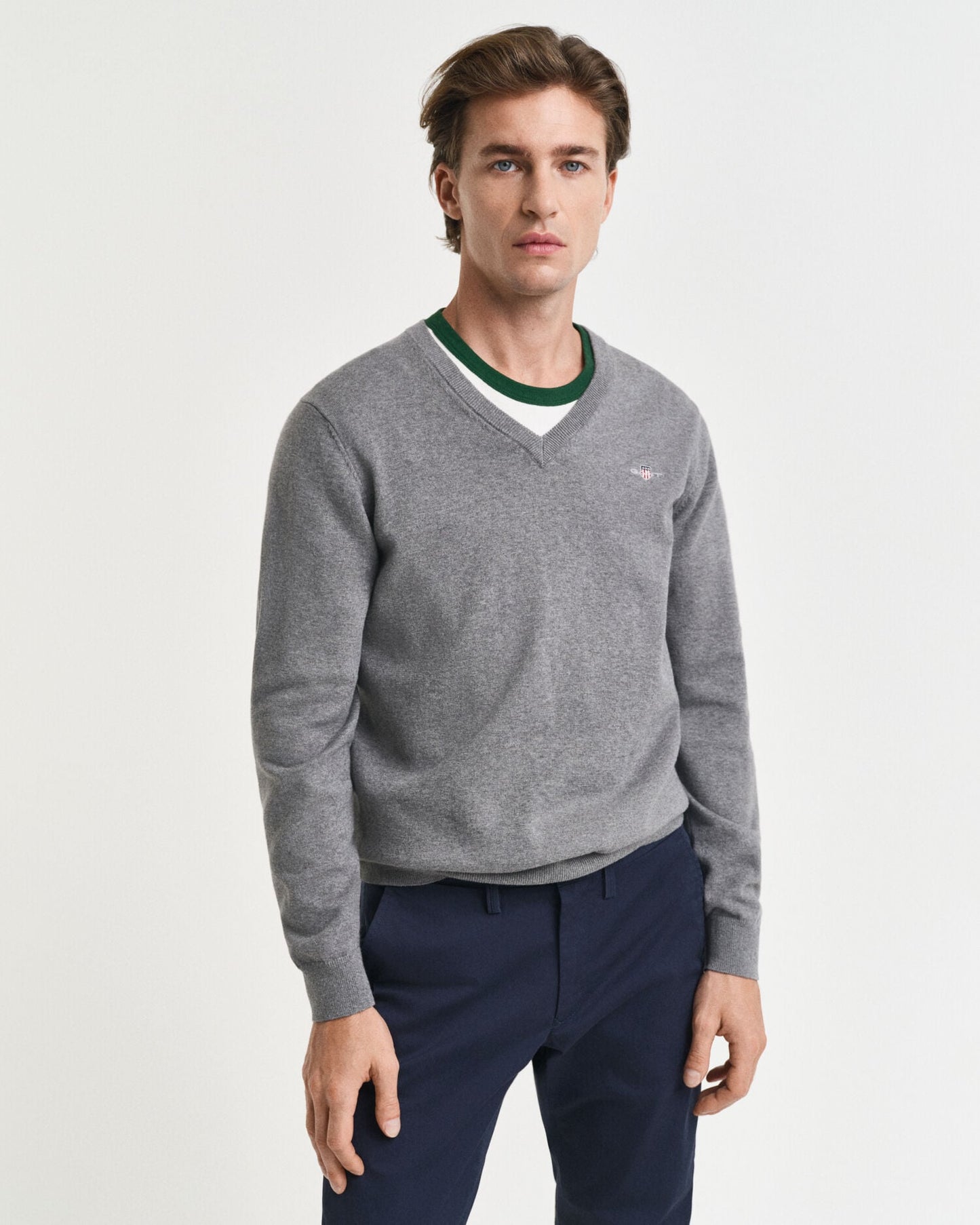 Klassischer Baumwoll-V-Pullover
