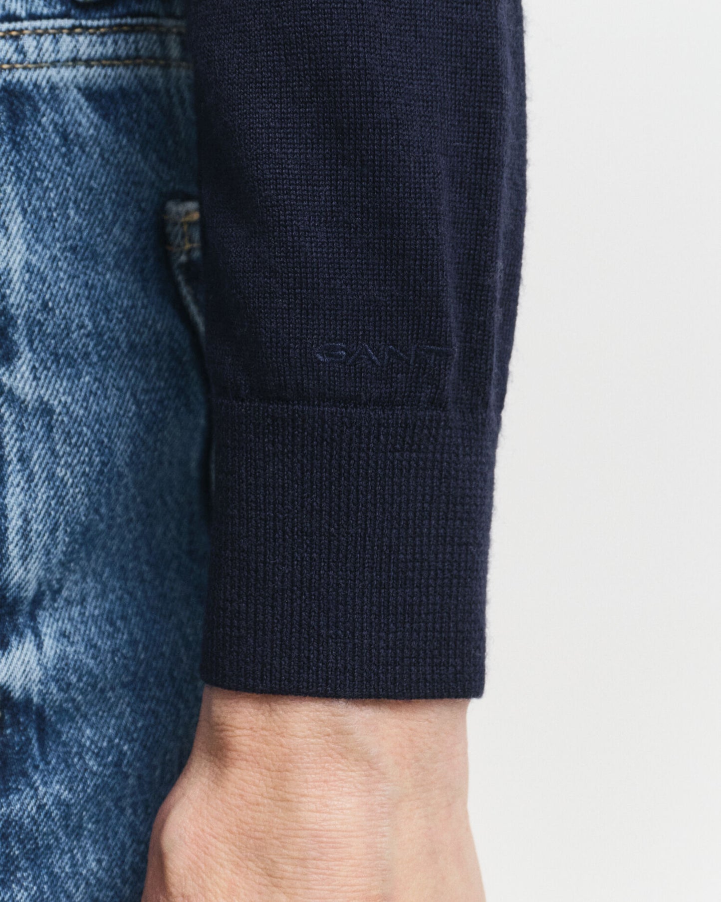 Pullover aus extrafeiner Merinowolle mit Rundhalsausschnitt