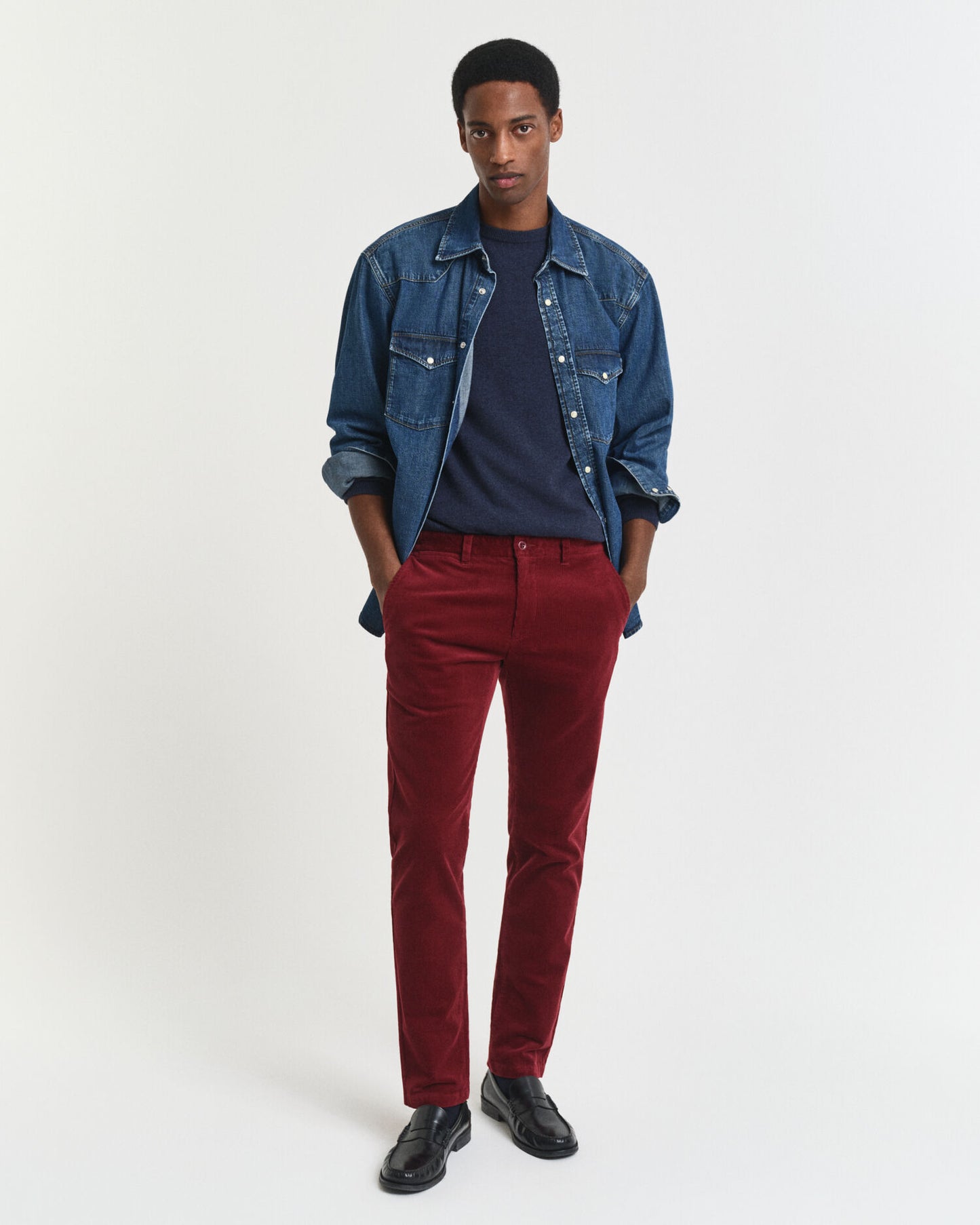 Chino en velours côtelé coupe slim