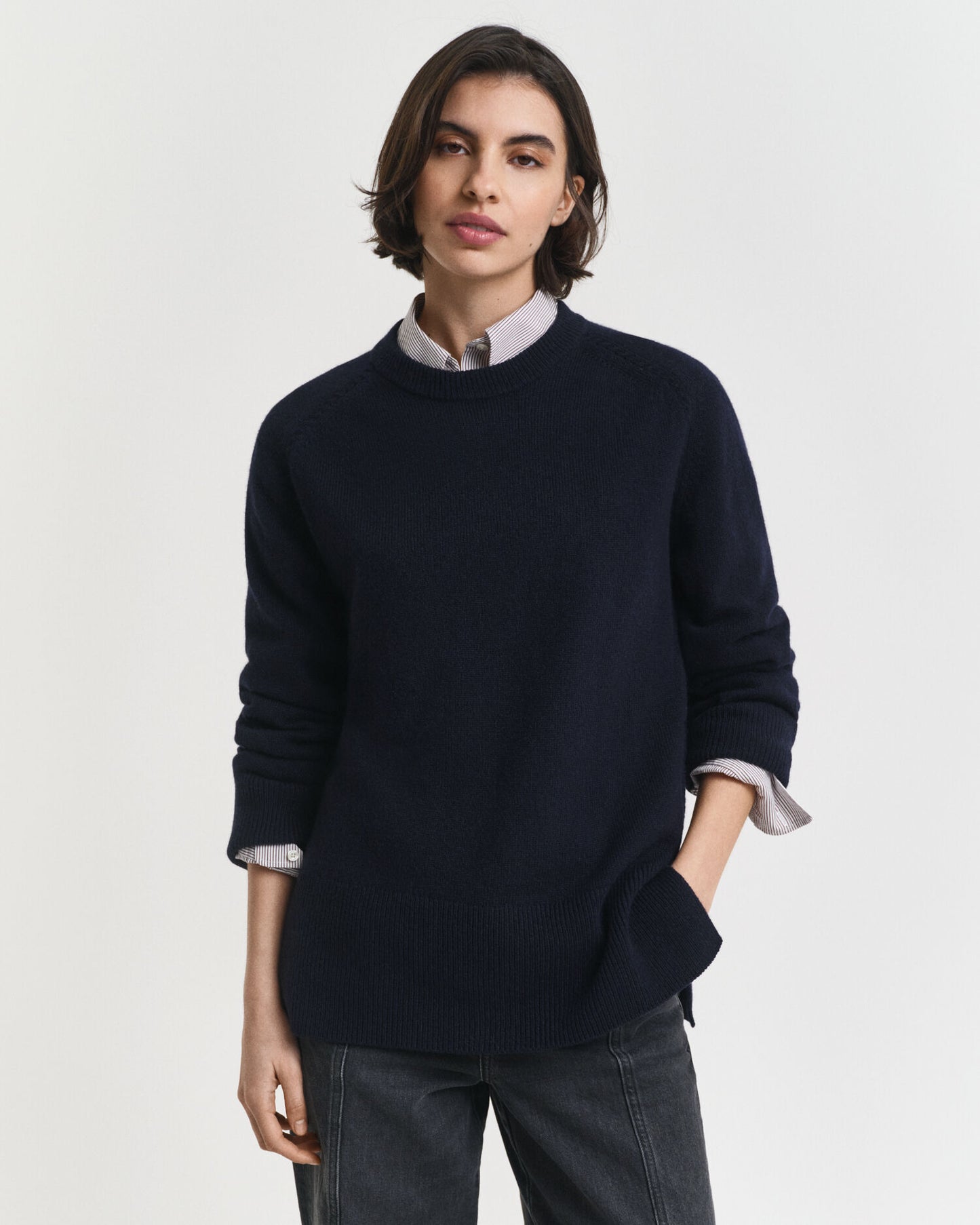 Pullover aus weicher Wolle mit Kaschmiranteil, Rundhalsausschnitt