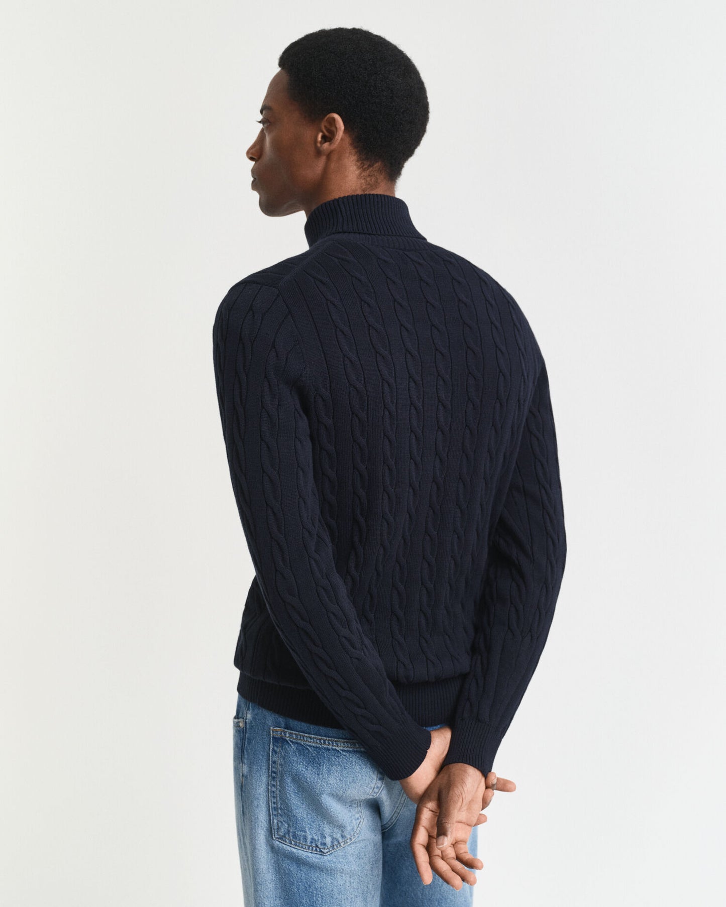 Pull col roulé en maille torsadée de coton