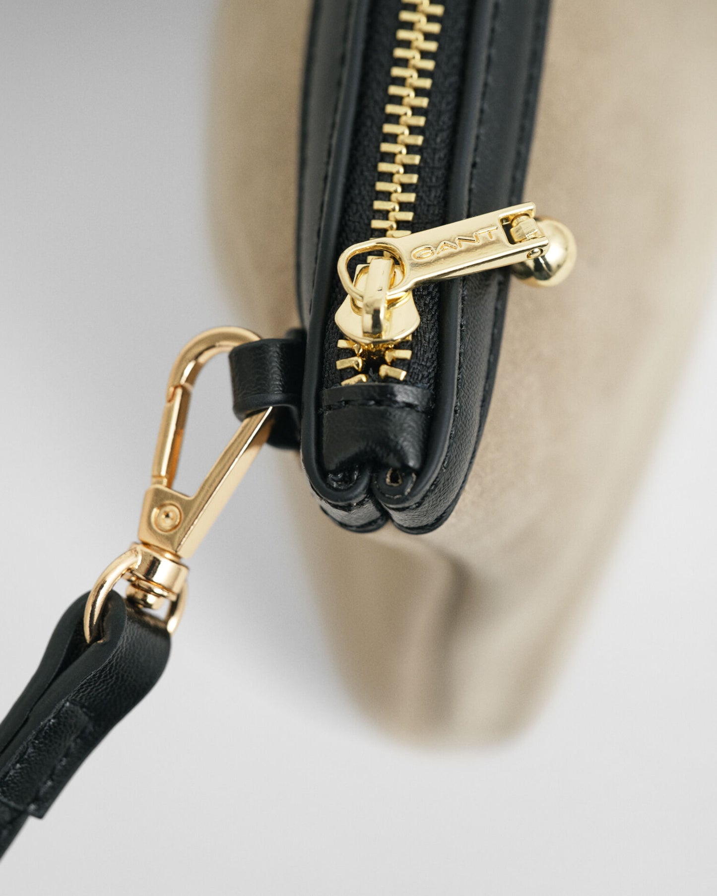 Sac bandoulière en daim