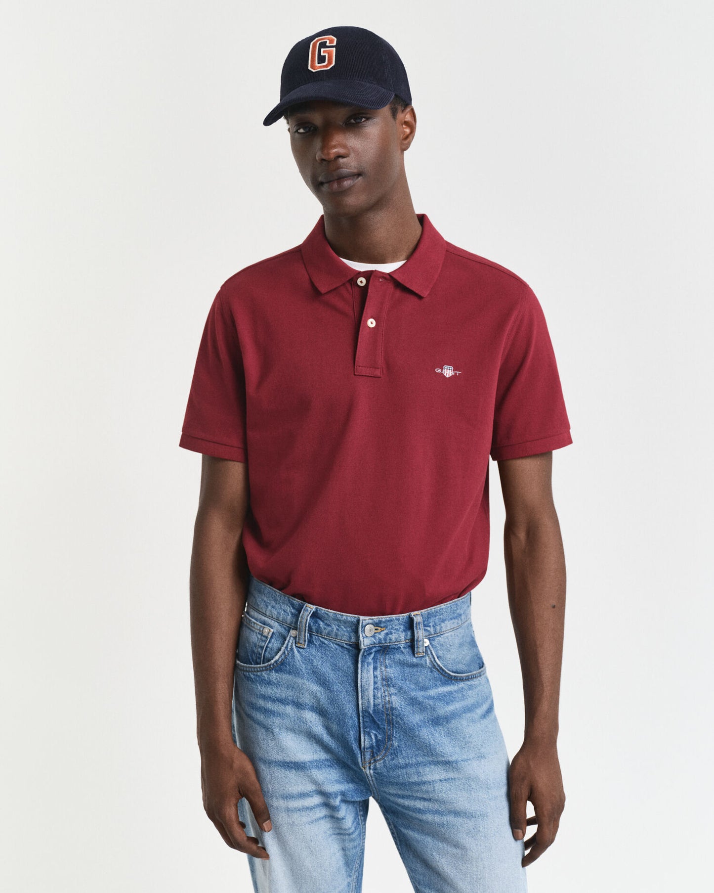 Polo en piqué à coupe droite et écusson