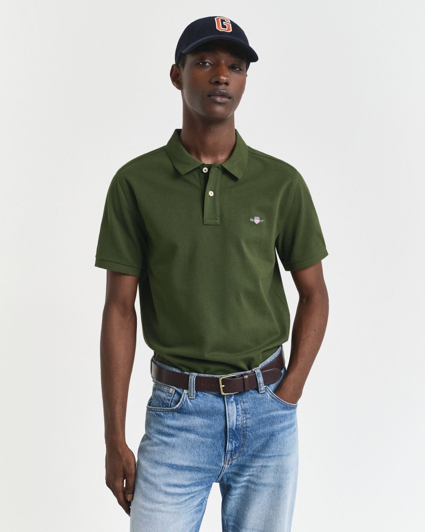 Polo piqué à écusson coupe droite