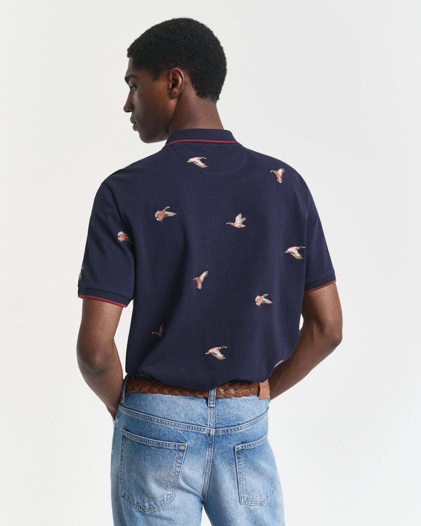 Polo brodé