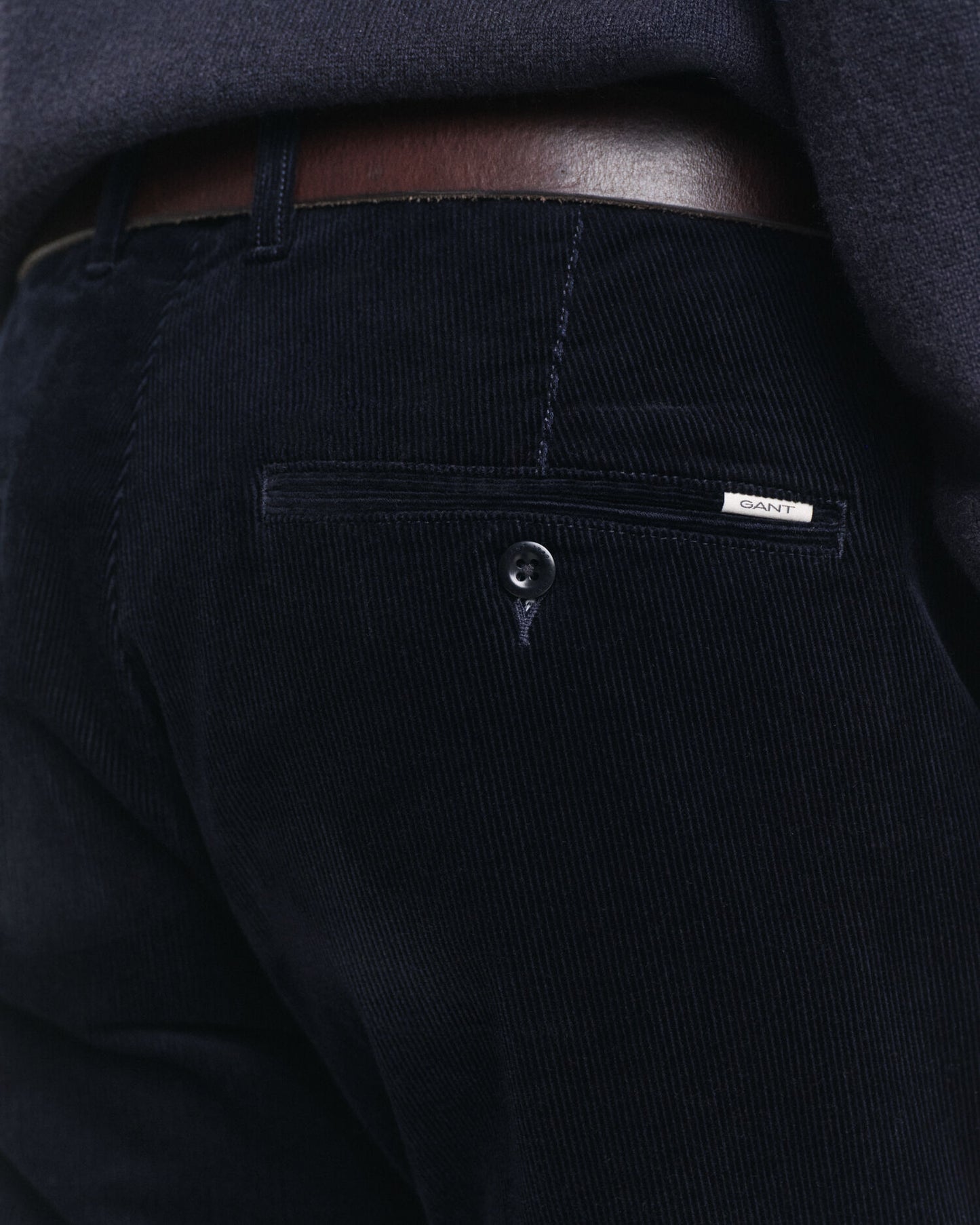 Pantalon Chino en Velours Côtelé Coupe Ajustée