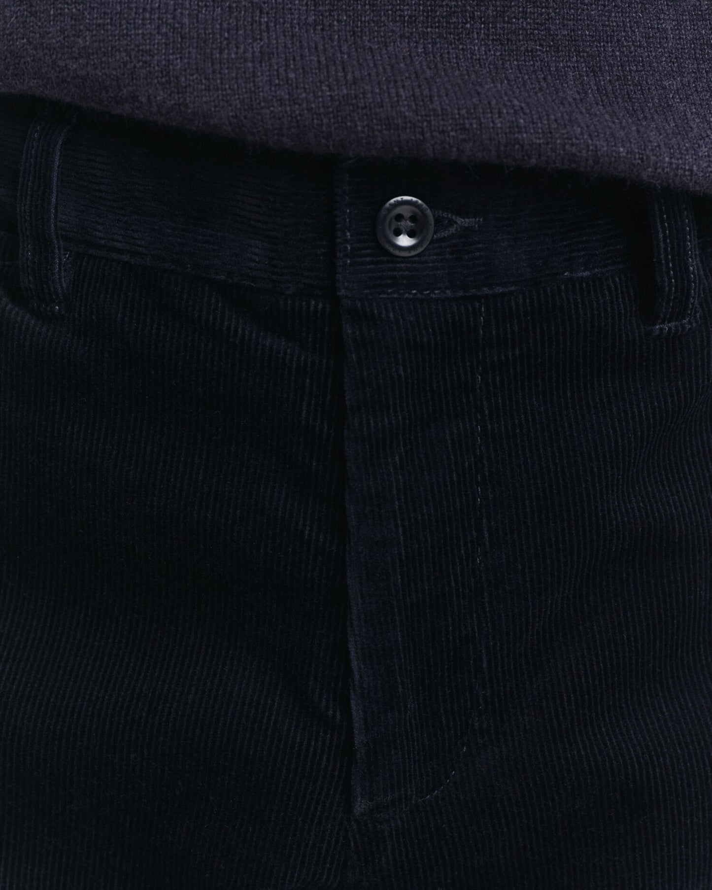 Pantalon Chino en Velours Côtelé Coupe Ajustée