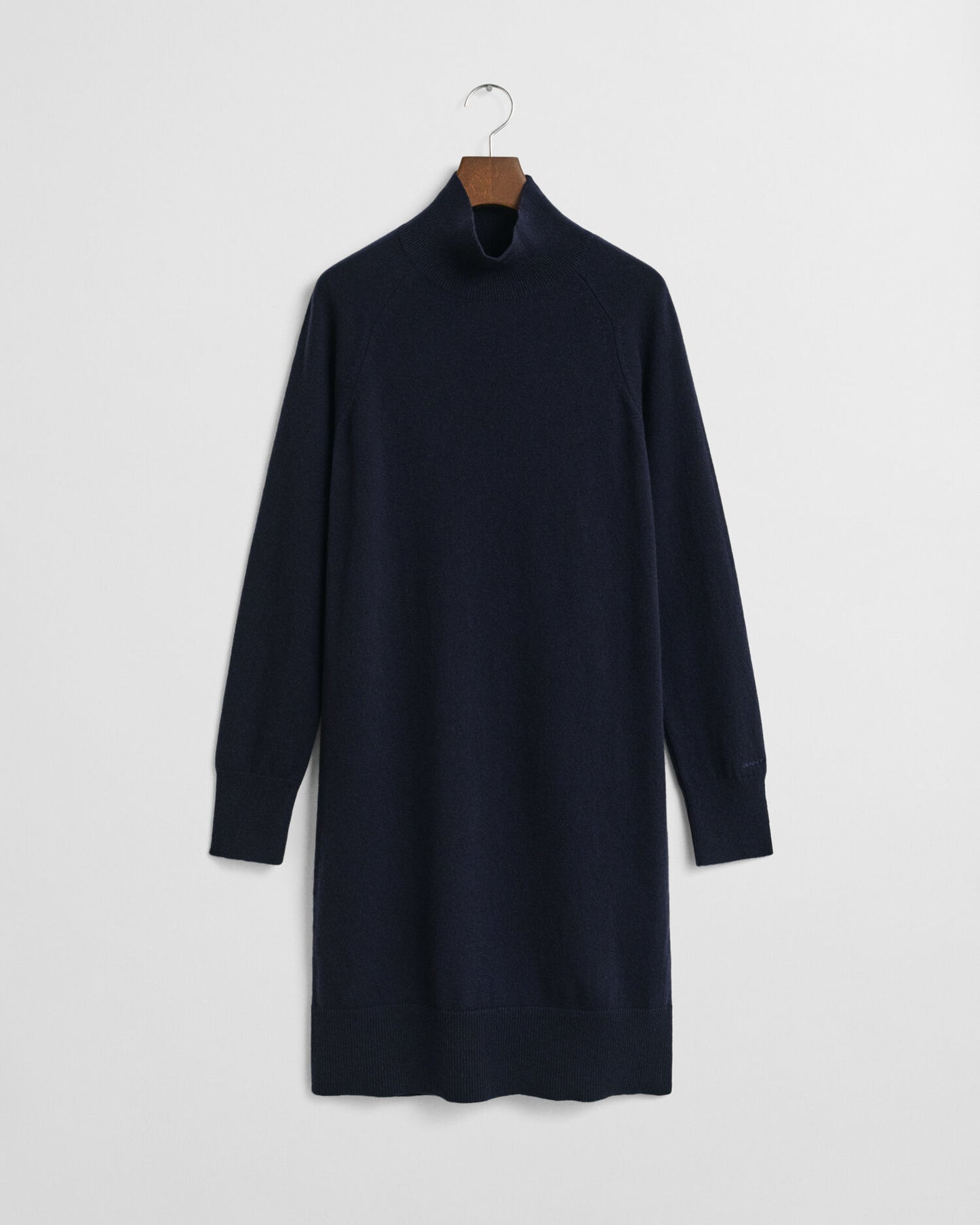 Robe en laine d'agneau superfine tricotée