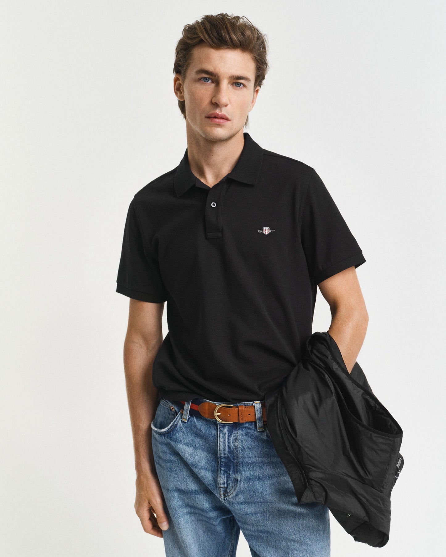 Polo en piqué à coupe droite et écusson